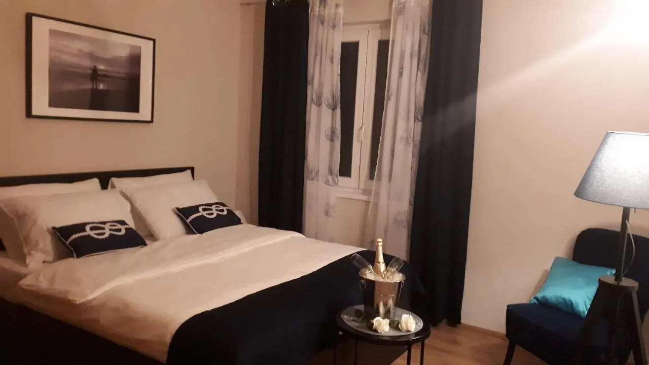 New City Center Design Apartment Poreč